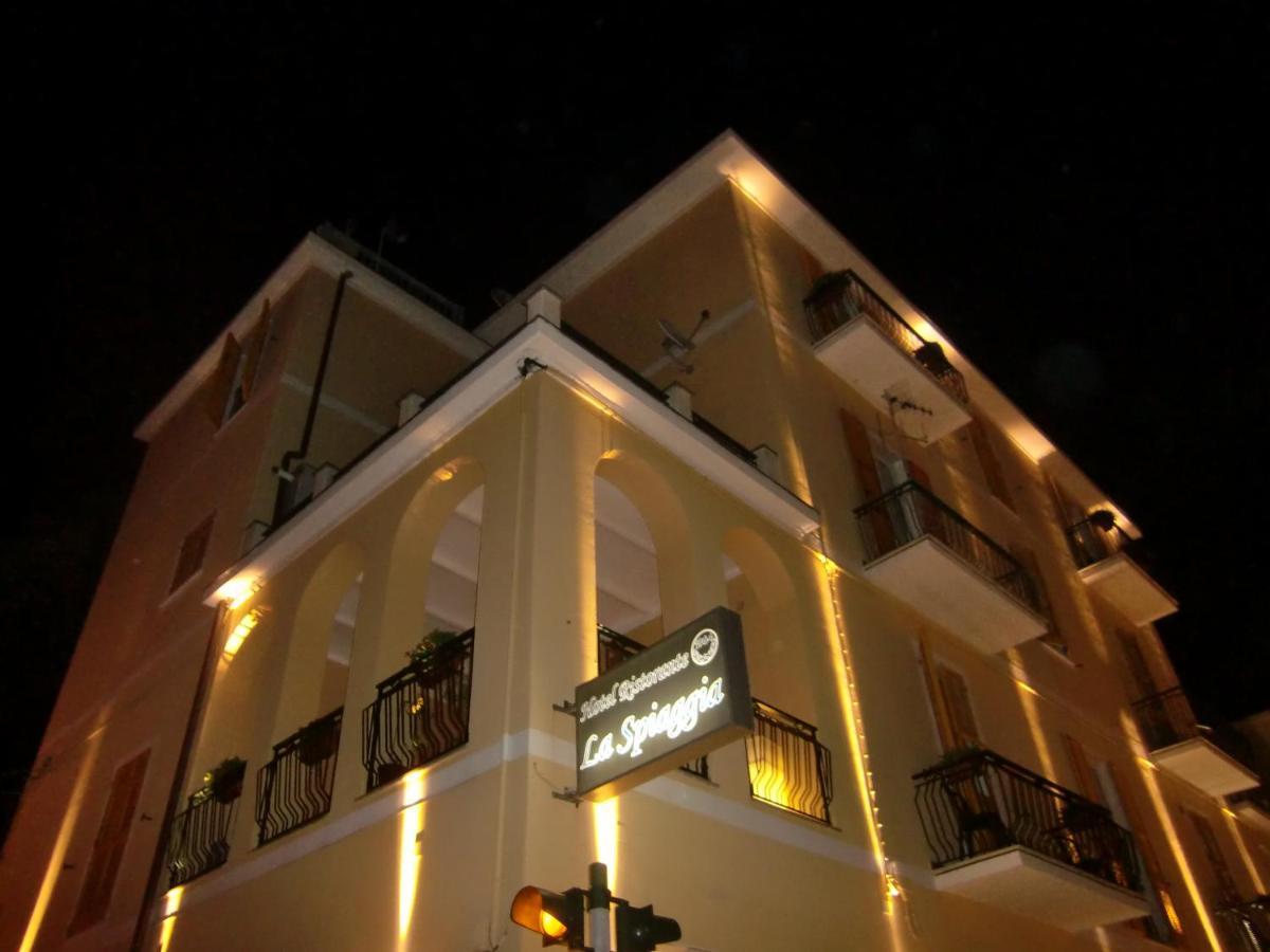Hotel La Spiaggia Монтеросо ал Маре Екстериор снимка